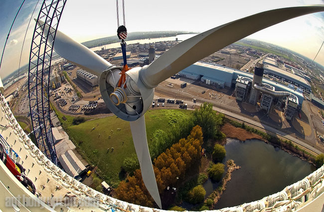 20040423                 Picture by Ant Upton ©
The Blades are put on the new Wind Turbine at the Ford Dagenham Plant in East London today, Friday.
The Turbines erected by Ecotricity are the first in Greater London and are 85 metres high and will provide 100% of the electirity requirements of Ford's new Clean Room Assembly Hall.
This image is copyright Anthony Upton 2004©. and the author is asserting his full Moral Rights in relation to the publication of this image. All rights reserved.
Rights for onward transmission of any image or file is not granted or implied.  
Changing or deleting Copyright Information is illegal as specified in the Copyright,Design and Patents Act 1988.